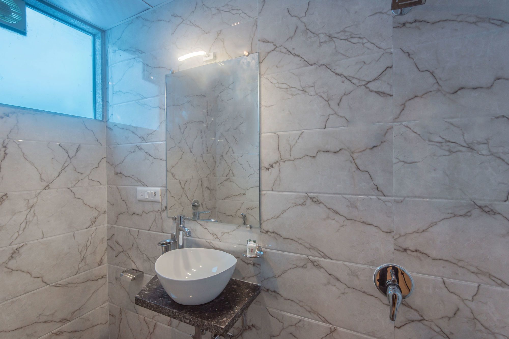 Fabhotel Arton Suite - Nr Mumbai International Airport Extérieur photo